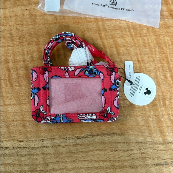 Vera Bradley Disney - Picture 6 of 8